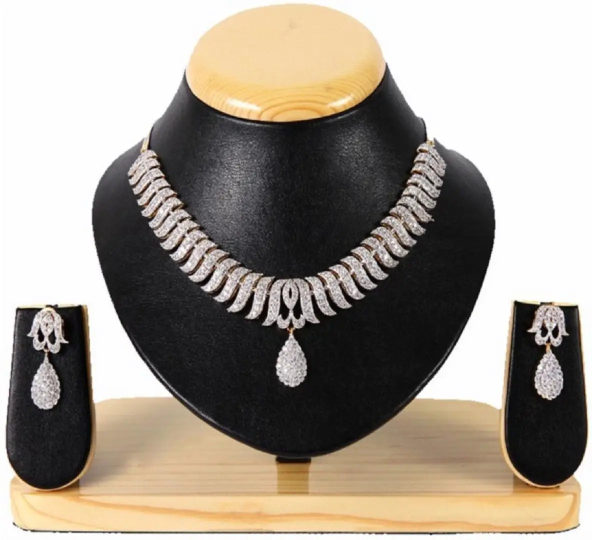 Golden Alloy Jewllery Sets