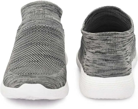Sports shoes for unisex