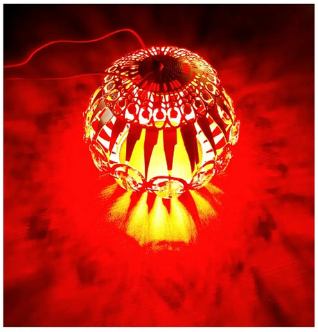 Shining Gold Metal Elegant Ball Decoration Material: Metal Net Quantity (N): 1 Color: Red