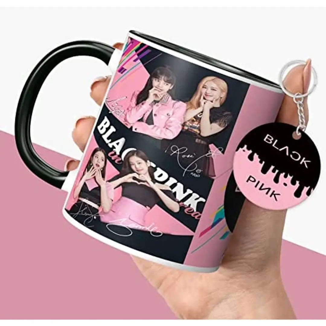 NH10 DESIGNS Black Pink Mug Blackpink Signature Mug with Keychain Gift for Girls Boys Hd Printed Microwave Safe Three Tone Black Ceramic Coffee Mug (350 ml)(3TONEBLKPNKMK-05) Pack of 2