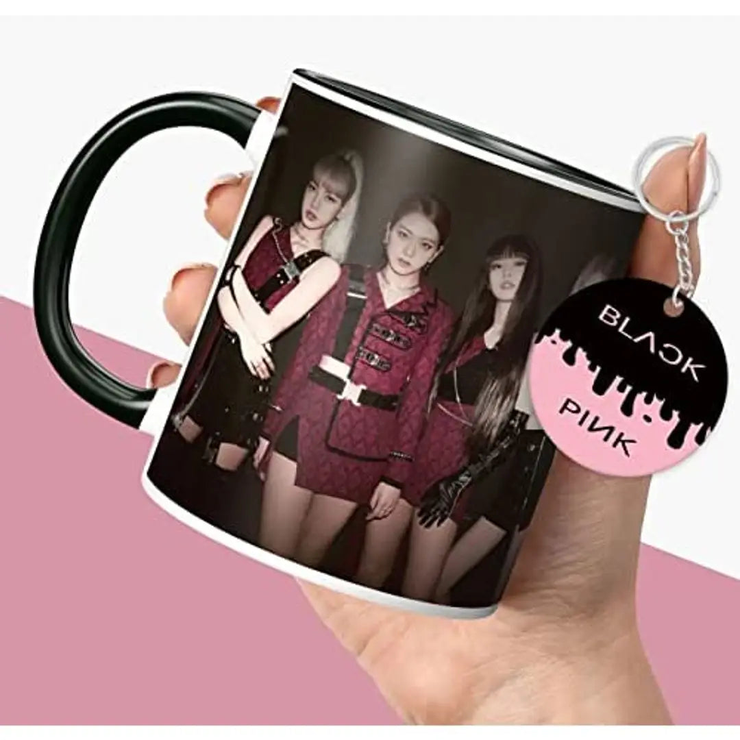 NH10 DESIGNS Black Pink Mug Blackpink Signature Mug with Keychain Gift for Girls Boys Hd Printed Microwave Safe Three Tone Black Ceramic Coffee Mug (350 ml)(3TONEBLKPNKMK-02) Pack of 2